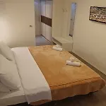 迪娜酒店 酒店