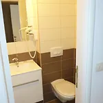 迪娜酒店 4* Međugorje