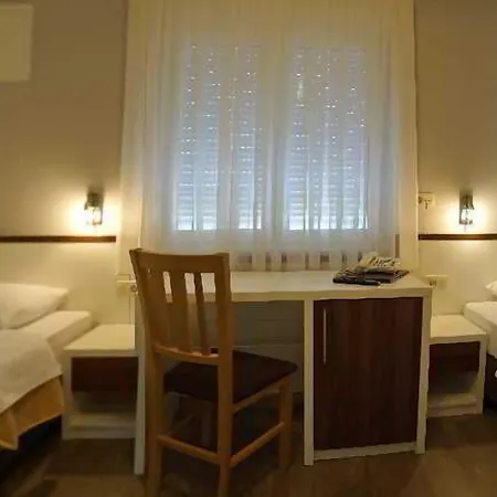 Dina Hotel 4*