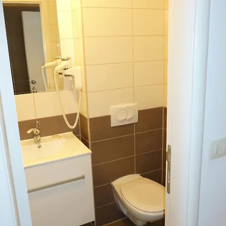 Dina 4* Međugorje