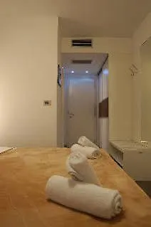 Hotel Dina